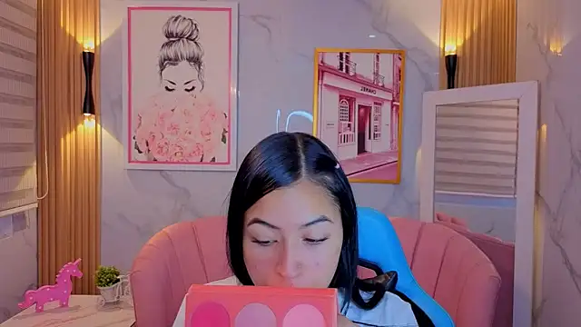 lia x a online show from 06/13/26, 12:58