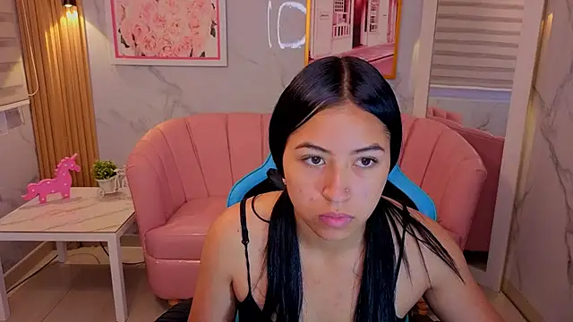 lia x a online show from 06/19/26, 12:42