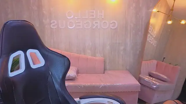 lia x a online show from 07/06/26, 01:08