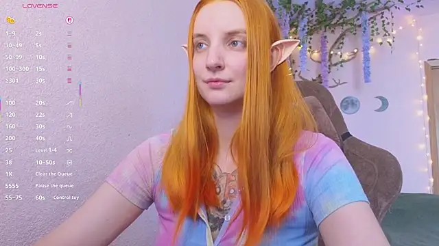 Snapshot of Elfie_Agatha chatting on 06/19/26, 09:35 Elfie Agatha online show from 06/19/26, 09:35