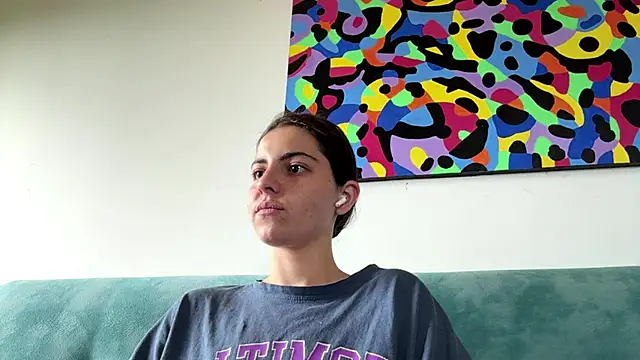 Snapshot of MarisaKomar chatting on 06/14/26, 07:54 MarisaKomar online show from 06/14/26, 07:54