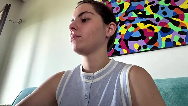 Snapshot of MarisaKomar chatting on 06/19/26, 09:13 MarisaKomar online show from 06/19/26, 09:13