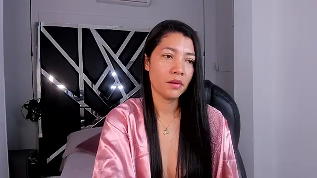 veronica rodriiguez online show from 06/04/26, 07:31