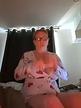 Naughtybutnicedaisy online show from 06/24/26, 04:17