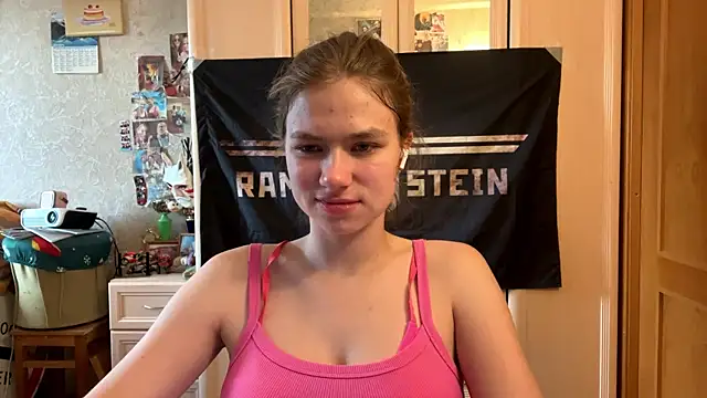 Snapshot of Codi_Rostersy chatting on 06/29/26, 03:13 Codi Rostersy online show from 06/29/26, 03:13