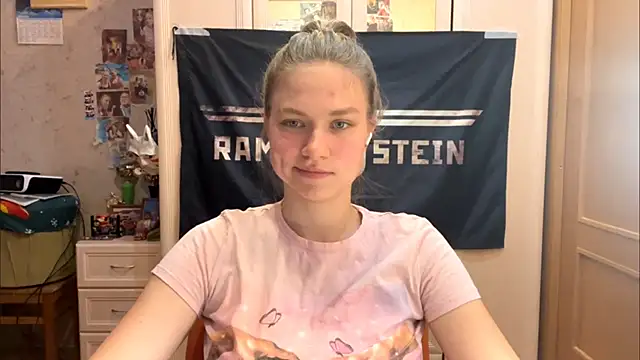 Snapshot of Codi_Rostersy chatting on 07/20/26, 11:40 Codi Rostersy online show from 07/20/26, 11:40