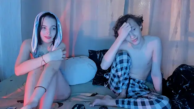 Perfect CoupleXX online show from 07/23/26, 11:57