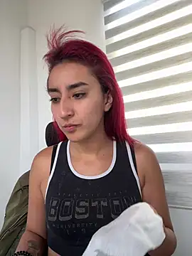 Juliethademon online show from 06/23/26, 12:36