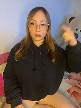 Caamii  online show from 06/13/26, 01:03