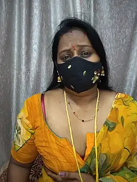 Nithya  online show from 07/10/26, 07:01