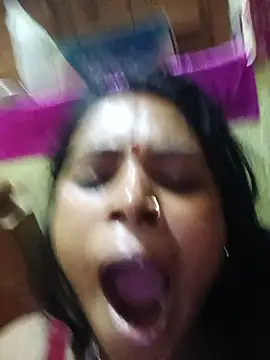 Snapshot of KRITIKA01990 chatting on 06/27/26, 09:42 KRITIKA01990 online show from 06/27/26, 09:42
