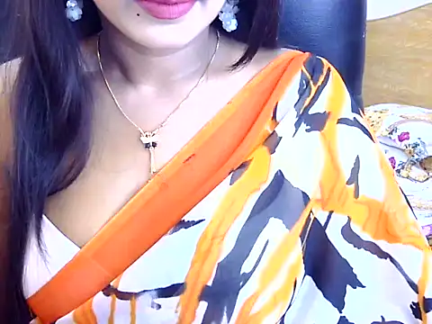 Noor Zarin27 online show from 07/11/26, 07:16
