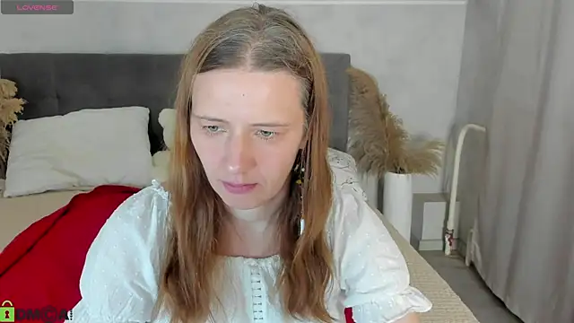 Snapshot of Kathrine-Meyer chatting on 07/11/26, 01:08 Kathrine-Meyer online show from 07/11/26, 01:08