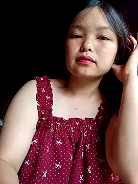 Snapshot of Linna-bae chatting on 07/09/26, 01:09 Linna-bae online show from 07/09/26, 01:09