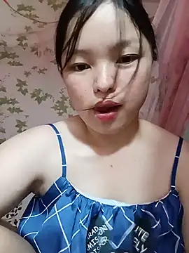 Snapshot of Linna-bae chatting on 07/12/26, 06:04 Linna-bae online show from 07/12/26, 06:04