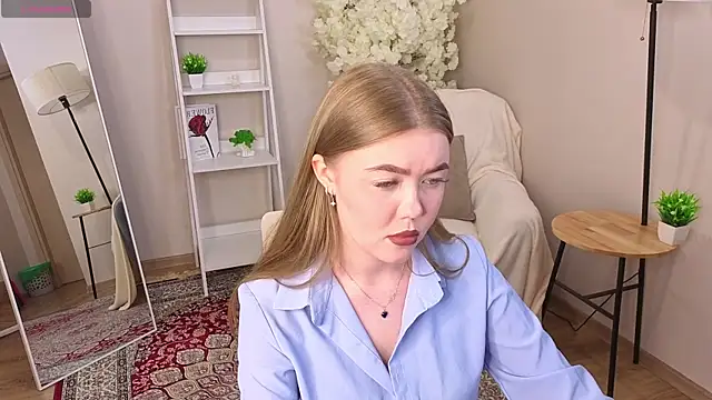 Lina deels online show from 06/04/26, 06:58