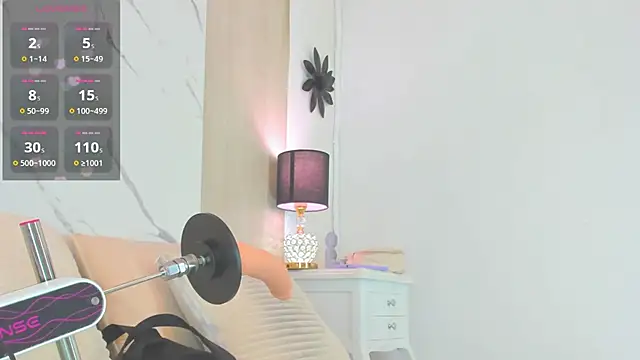 DanniValencia online show from 07/10/26, 01:58