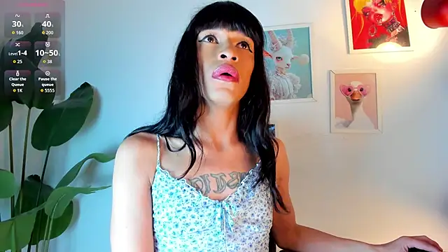 Snapshot of Gia_Demie chatting on 07/14/26, 12:44 Gia Demie online show from 07/14/26, 12:44