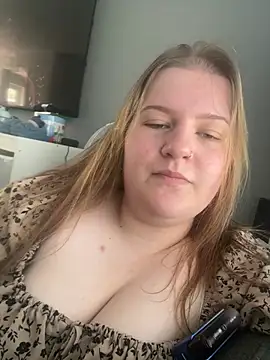 Curvy Vanilla online show from 06/23/26, 12:47
