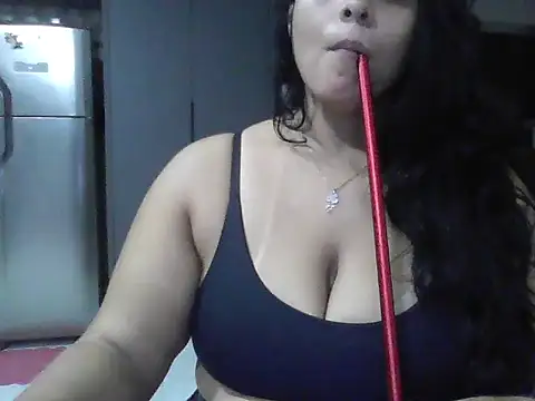 Snapshot of Isabel2q5n chatting on 07/30/26, 02:32 Isabel2q5n online show from 07/30/26, 02:32
