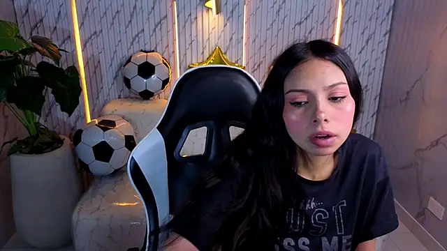 Snapshot of samantha_tx_ chatting on 07/10/26, 03:44 samantha tx online show from 07/10/26, 03:44