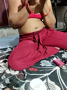 Snapshot of saritabhabixxx chatting on 06/21/26, 04:09 saritabhabixxx online show from 06/21/26, 04:09