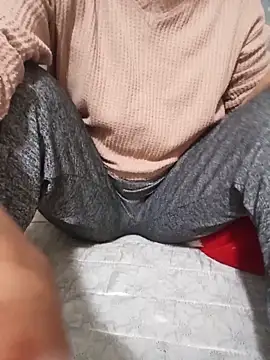 Snapshot of Squirt-layla chatting on 06/11/26, 05:16 Squirt-layla online show from 06/11/26, 05:16