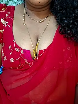 Snapshot of Luckypapa_telugu chatting on 07/20/26, 10:39 Luckypapa telugu online show from 07/20/26, 10:39