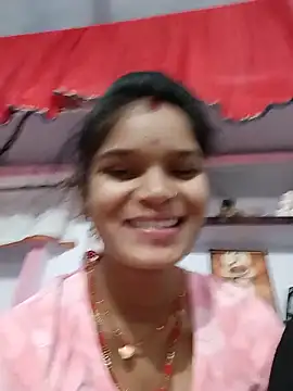Snapshot of Monika_1157 chatting on 06/04/26, 04:13 Monika 1157 online show from 06/04/26, 04:13