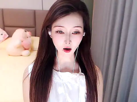 Snapshot of Mimi66688 chatting on 06/28/26, 12:11 Mimi66688 online show from 06/28/26, 12:11