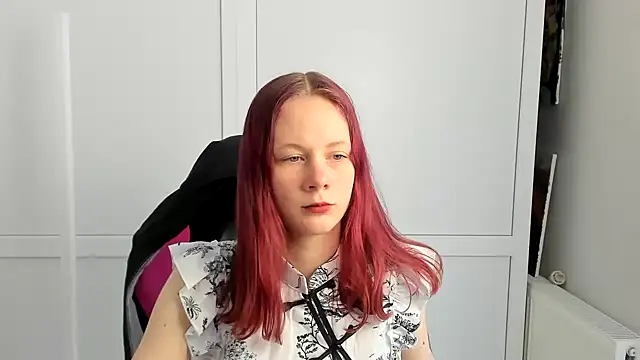Snapshot of Skylar_spring chatting on 06/21/26, 06:05 Skylar spring online show from 06/21/26, 06:05