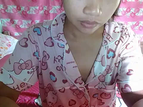 Snapshot of Itsme_Foxy_Shantale chatting on 06/20/26, 12:03 Itsme Foxy Shantale online show from 06/20/26, 12:03