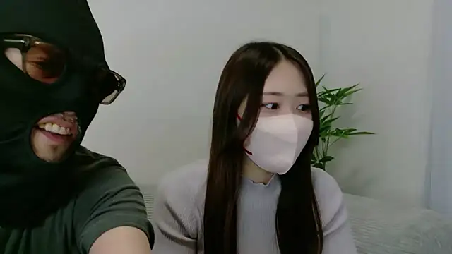 Snapshot of YMMT-AK chatting on 07/02/26, 04:29 YMMT-AK online show from 07/02/26, 04:29