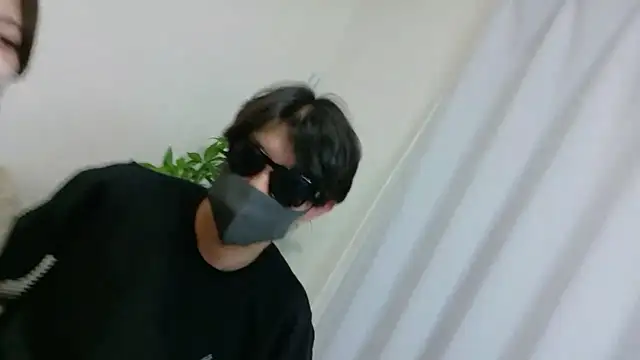 Snapshot of YMMT-AK chatting on 07/30/26, 04:44 YMMT-AK online show from 07/30/26, 04:44