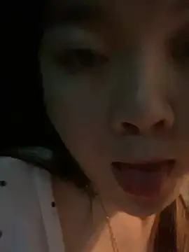 qianduoduo521 online show from 06/27/26, 05:18