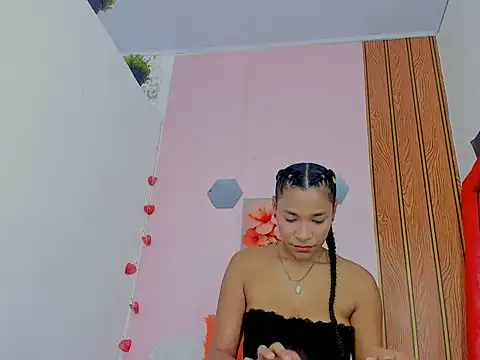 Snapshot of Aratnzacute chatting on 06/26/26, 01:48 Aratnzacute online show from 06/26/26, 01:48