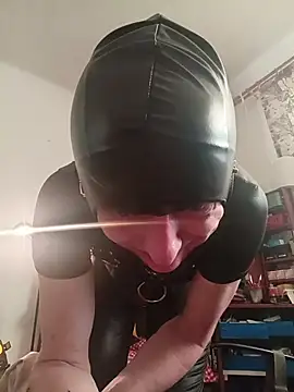 RubberFetischem online show from 02/26/26, 06:45