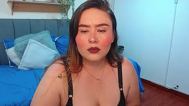 Khalia  online show from 06/16/26, 07:38