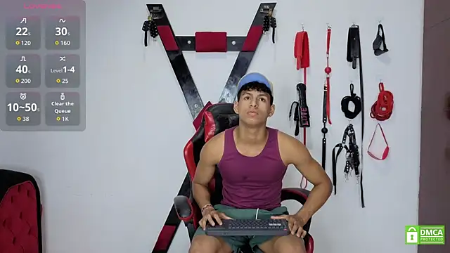 Snapshot of Nicolas_AthleticBoy chatting on 07/14/26, 11:49 Nicolas AthleticBoy online show from 07/14/26, 11:49