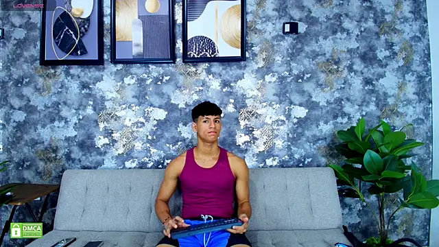 Snapshot of Nicolas_AthleticBoy chatting on 07/16/26, 11:49 Nicolas AthleticBoy online show from 07/16/26, 11:49