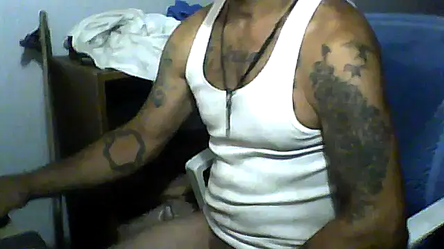 Snapshot of SlickDickyadown chatting on 07/17/26, 03:24 SlickDickyadown online show from 07/17/26, 03:24