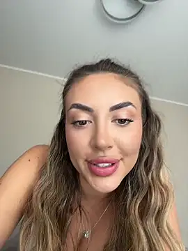 BabesGoWild online show from 05/05/26, 10:34