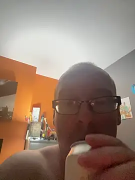 Palered online show from 07/11/26, 01:52