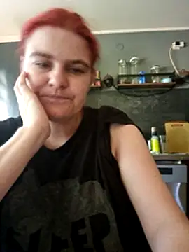 Snapshot of GoldenWifee chatting on 06/24/26, 05:06 GoldenWifee online show from 06/24/26, 05:06