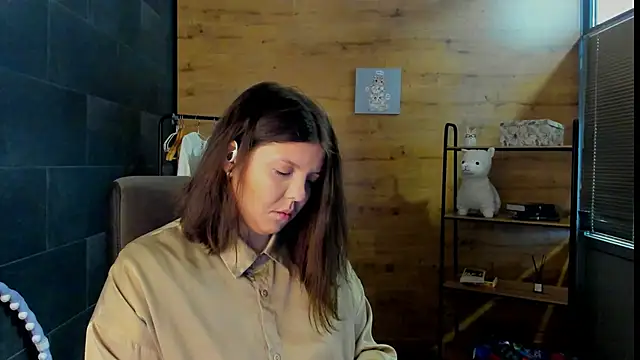 Snapshot of DebraaGraham chatting on 06/10/26, 09:19 DebraaGraham online show from 06/10/26, 09:19