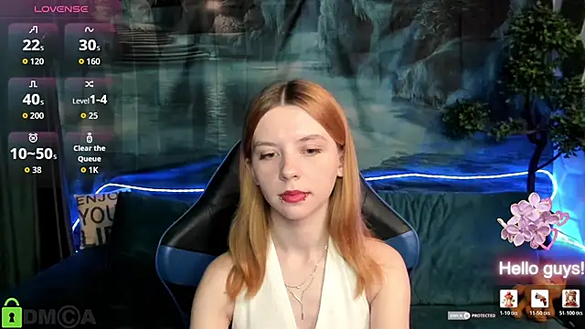 Snapshot of CarolInWonderland chatting on 06/20/26, 06:16 CarolInWonderland online show from 06/20/26, 06:16