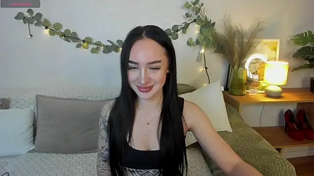 MayaGlamour online show from 06/16/26, 06:27