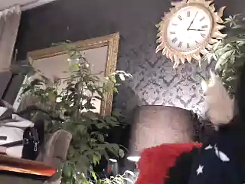 Snapshot of Hornygirltheone chatting on 01/19/25, 12:17 Hornygirltheone online show from 01/19/25, 12:17