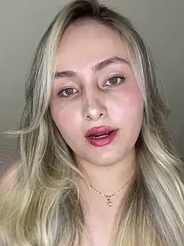 Snapshot of Rositafresitaa chatting on 06/16/26, 01:41 Rositafresitaa online show from 06/16/26, 01:41