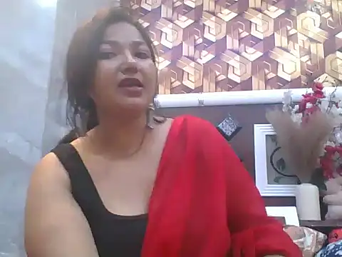 Snapshot of sheela_3563 chatting on 06/15/26, 06:21 sheela 3563 online show from 06/15/26, 06:21